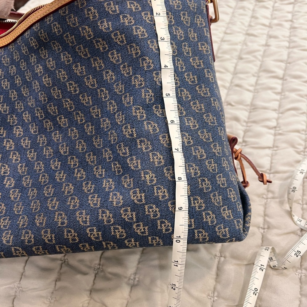 Dooney & Bourke Navy and Tan Shoulder Bag - Picture 14 of 14